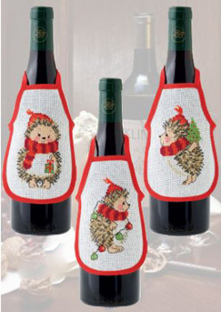 782238 Hedgehog Bottle Aprons (3 designs) Christmas Permin Kit