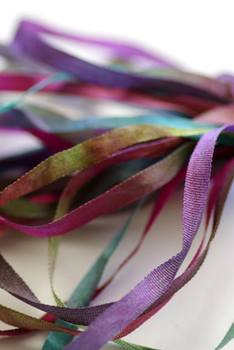 SR4 258 Sidewalk Cafe 4mm Silken Ribbon Thread Gatherer SR4 258 Sidewalk Cafe 4mm Silken Ribbon Thread Gatherer