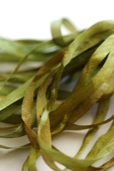 SR7 055 7mm Camouflage Silken Ribbon Thread Gatherer SR7 055 7mm Camouflage Silken Ribbon Thread Gatherer