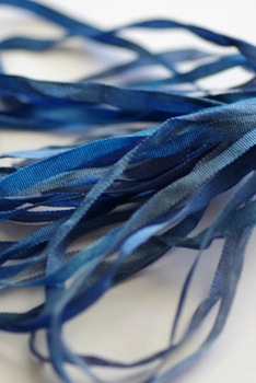 SR7 006 7mm Stormy Skies Silken Ribbon Thread Gatherer SR7 006 7mm Stormy Skies Silken Ribbon Thread Gatherer