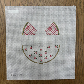 ANGEL 3D CABBAGE ROSES 5610 Susan Roberts Needlepoint