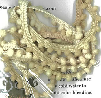 There Mini Pom Pom 1yd by Dames Of The Needle D-249