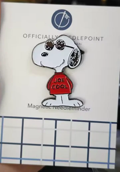 PEANUTS JOE COOL NEEDLEMINDER © Peanuts OFFICIALLY NEEDLEPOINT PNTS-MINDER-SNJOECOOL