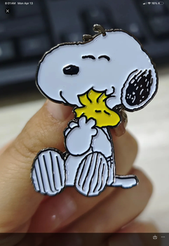 PEANUTS - SNOOPY HUGGING WOODSTOCK - MAGNETIC NEEDLEMINDER © Peanuts OFFICIALLY NEEDLEPOINT PNTS-MINDER-SNOOPYWOODSTOCK