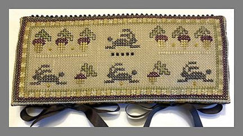 Fern Ridge Collections Odd Rabbit Out Sewing Case