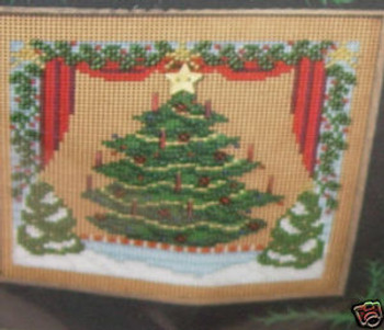 MHCB246 Mill Hill Buttons and Bead Kit Royal Tannenbaum (2005) In Stock