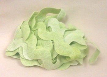 D-004 Apple Green Rick Rack 1" (3yds) by Dames Of The Needle