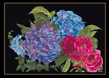 GOK442B Thea Gouverneur Kit Hydrangea & Rose 18" x 12"; Aida; 18ct