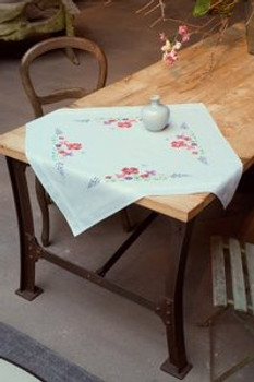 PNV149421 Vervaco Kit Summer Flowers  Table Cloth	32" x 32" Aida  Printed / Pre-finished