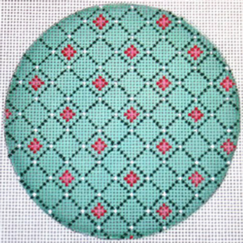 11466 MIN green geometric 4" diam 18 Mesh Patti Mann 