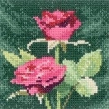 Heritage Crafts HC881 Mini Pink Roses by John Clayton - Mini Flowers