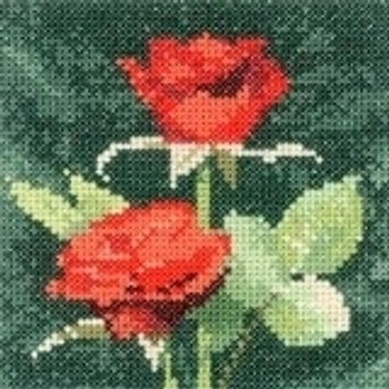 Heritage Crafts HC894 Mini Red Roses by John Clayton - Mini Flowers;