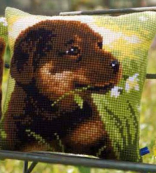 PNV150689 Vervaco Kit Rottweiler Puppy Cushion 16" x 16"; Canvas 