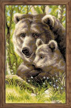 RL1438 Riolis Cross Stitch Kit Bear with Cub 8" x 15"; Aida; 10ct 