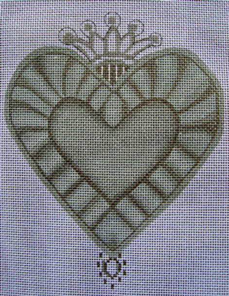 Ann Wheat Pace 256B Sacred Heart 5" x 6.5" Crown With Stitch Guide