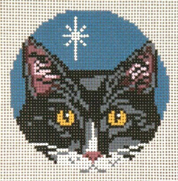 #1736-13 Black & White Cat Orn. 13 Mesh - 4" Round Needle Crossings 