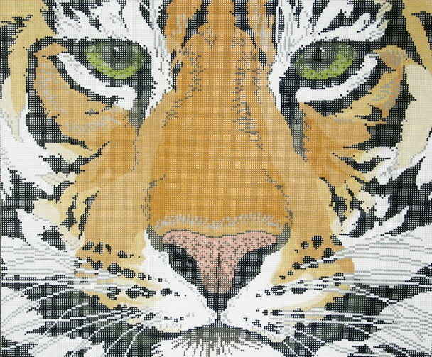 P946-W Lee's Needle Arts Tiger Face Hand-painted canvas - 12 Mesh 18in. X 15in