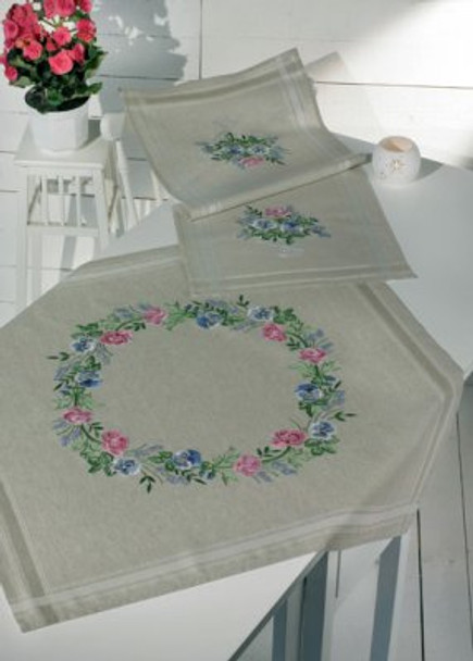 633850 Permin Ranunculus Bells  Table Runner  (top)