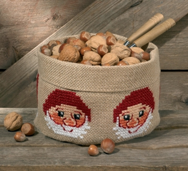 796219 Permin Kit Christmas Elf Baskett Not pre-finished.; 8.4" x 6"; Jute Natural 10ct 