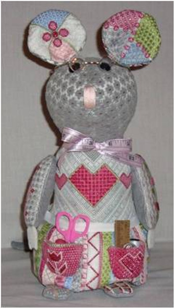 3D Mary Mouse 13.5” x 6” 18 Mesh Sew Much Fun 