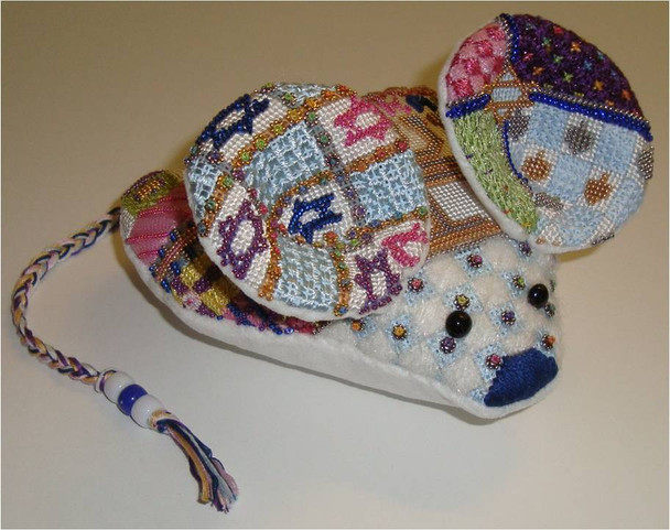 3D Hanukkah Mouse 4” x 5.5” 18 Mesh Sew Much Fun 