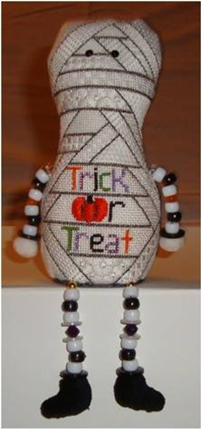 Halloween Mummy 6” x 4” 18 Mesh Sew Much Fun