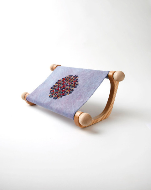 Lap-Stitch Little Doodler Frame Set 2 oak sidebars, 9/12 inch dowels, set of 4 knobs Doodlin' Around Design (Cabranmary Woods) Lap-Stitch Little Doodler Frame Set 2 oak sidebars, 9/12 inch dowels, set of 4 knobs Doodlin' Around Design (Cabranmary Woods)