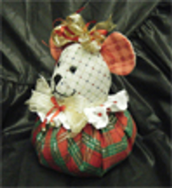 831	P - Christmas Mouse Puffy	8"h	 18   Mesh Tapestry Fair Canvas Only Shown Finished