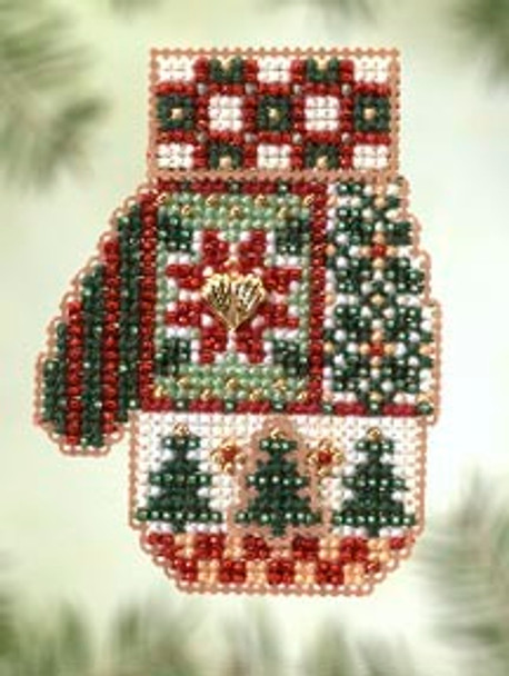 MHCM49 Mill Hill Charmed Ornament Kit Patchwork Holiday (2005)