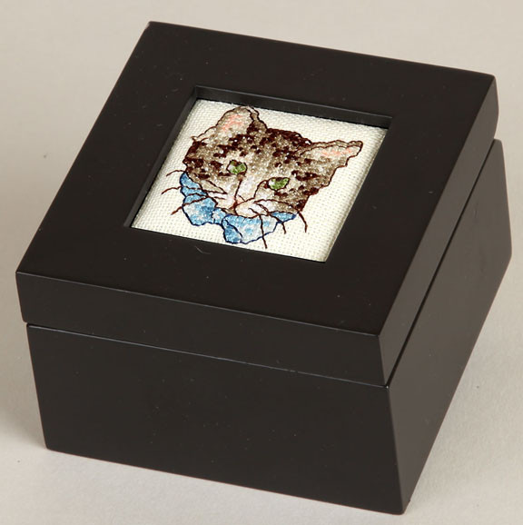 Box 99047 Sudberry Mini Black Sudberry Pattern Not Included