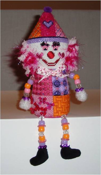Christmas Clown Girl 3D 5” x 2.5” 18 Mesh Sew Much Fun