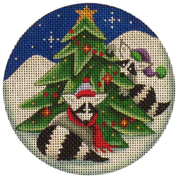 599i Raccoons decorating  4" Round 18 Mesh Rebecca Wood Designs!