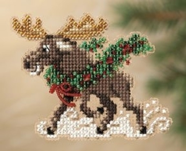 MH181303 Mill Hill Santa Ornament Kit Merry Moose (2011)