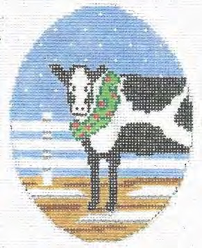 Ornament Cow Wreath O323 Oval 4.5 x 3.5 18 Mesh Doolittle Stitchery