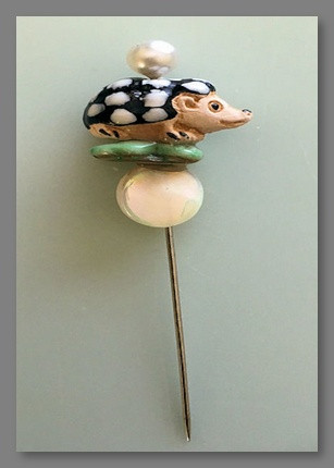 Fern Ridge Collections Herman Hedgehog Counting Pin