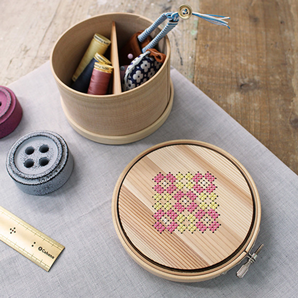 C45-073 Magewappa Embroidery Hoop Tool Box 6" Pink/Yellow