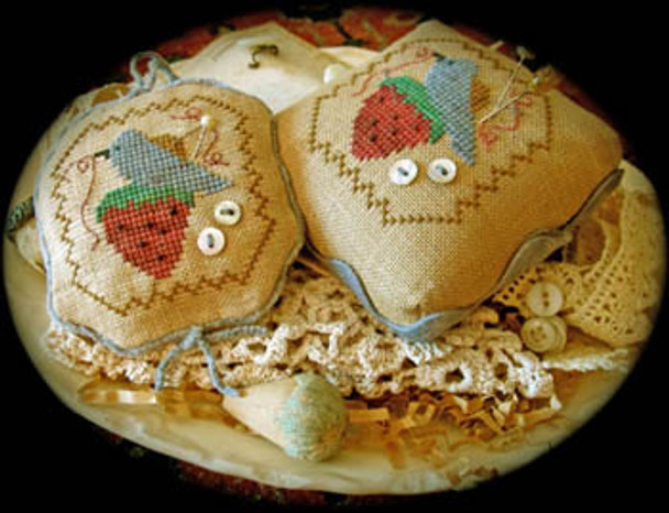 Stitching Things Pincushion 37 wide x 37 high Homespun Elegance Ltd 15-1698