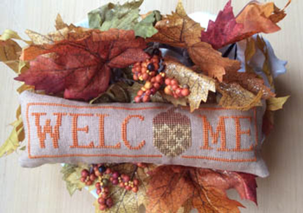 YT Wee Welcome - November Acorn 26h x 108w Needle Bling Designs