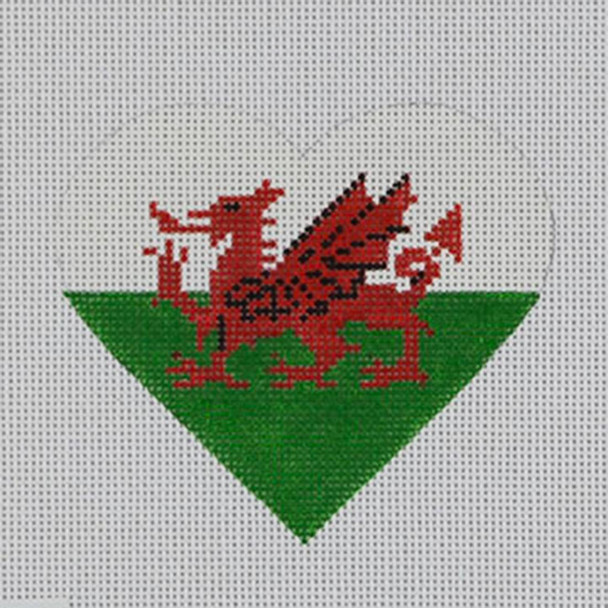 HT37 Wales Flag Heart 3.25 x 3.75 18 Mesh Pepperberry Designs 