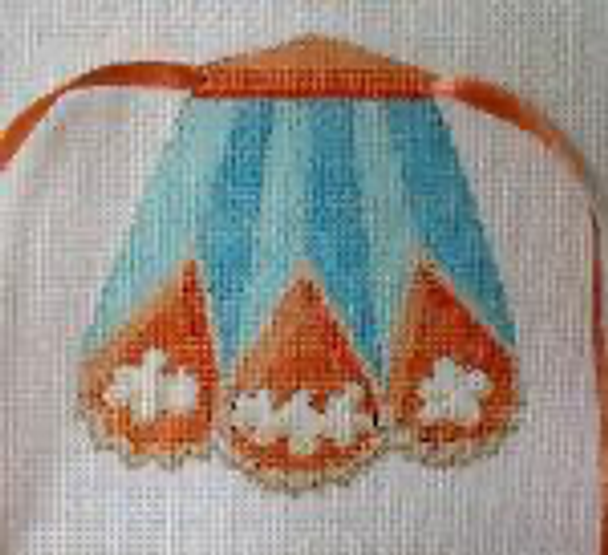 1611 Nov Pumpkin Pie 5 x 5 13 Mesh Apron Jane Nichols Needlepoint