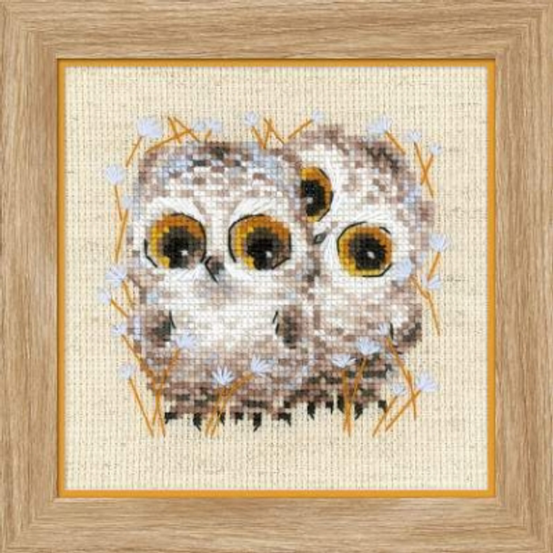RL1755  Riolis Cross Stitch Kit Little Owls 5" x 5" ; Flaxen Aida; 14ct 