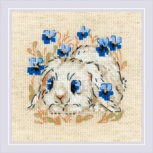 RL1877 Riolis Cross Stitch Kit Little Bunny 5" x 5"; Flaxen Aida ; 14ct 