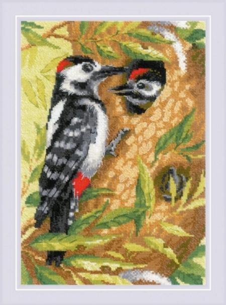RL1851 Riolis Cross Stitch Kit Woodpecker 8.25" x 11.75"; White Aida; 14ct 