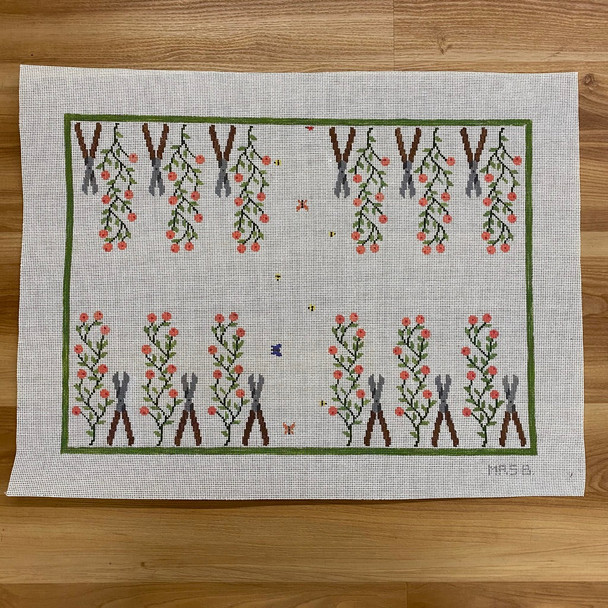 Gardening Backgammon Board 15" x 20" 13 Mesh Mrs. Blandings (KCN) KCD2507