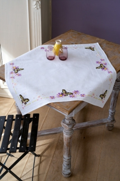PNV156337 Butterflies - Table Cloth Vervaco 