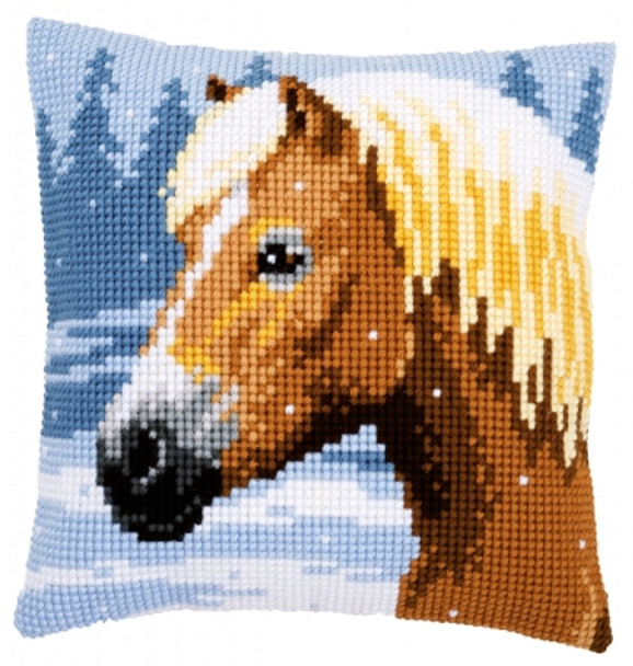 PNV157077 Horse & Snow Cushion Cushion Vervaco