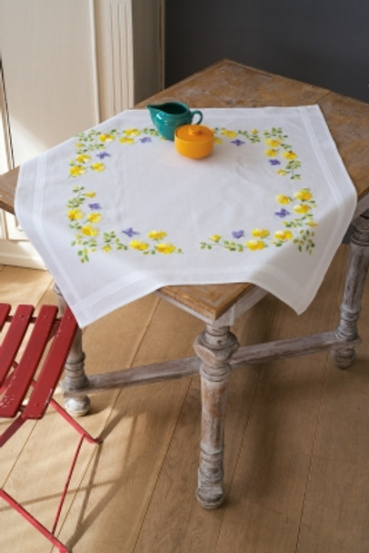 PNV162071 Vervaco Spring Flowers - Tablecloth