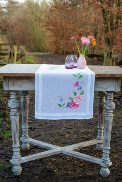 PNV167963 Vervaco Flowers & Butterflies Table Runne