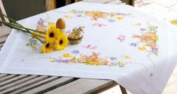 PNV21708 Vervaco Rabbits Tablecloth