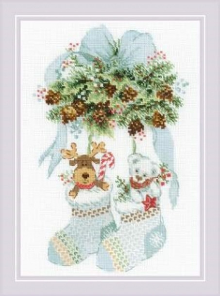 RL1901 Riolis Counted Cross Stitch Kit Bear, Cones, and Deer